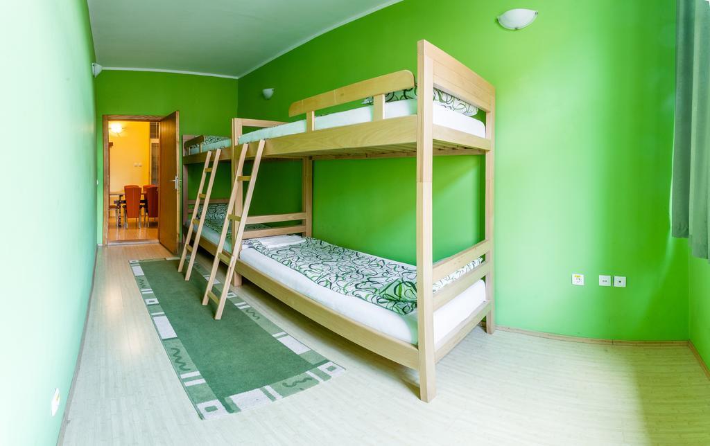 Terasa Hostel Νόβι Σαντ Εξωτερικό φωτογραφία